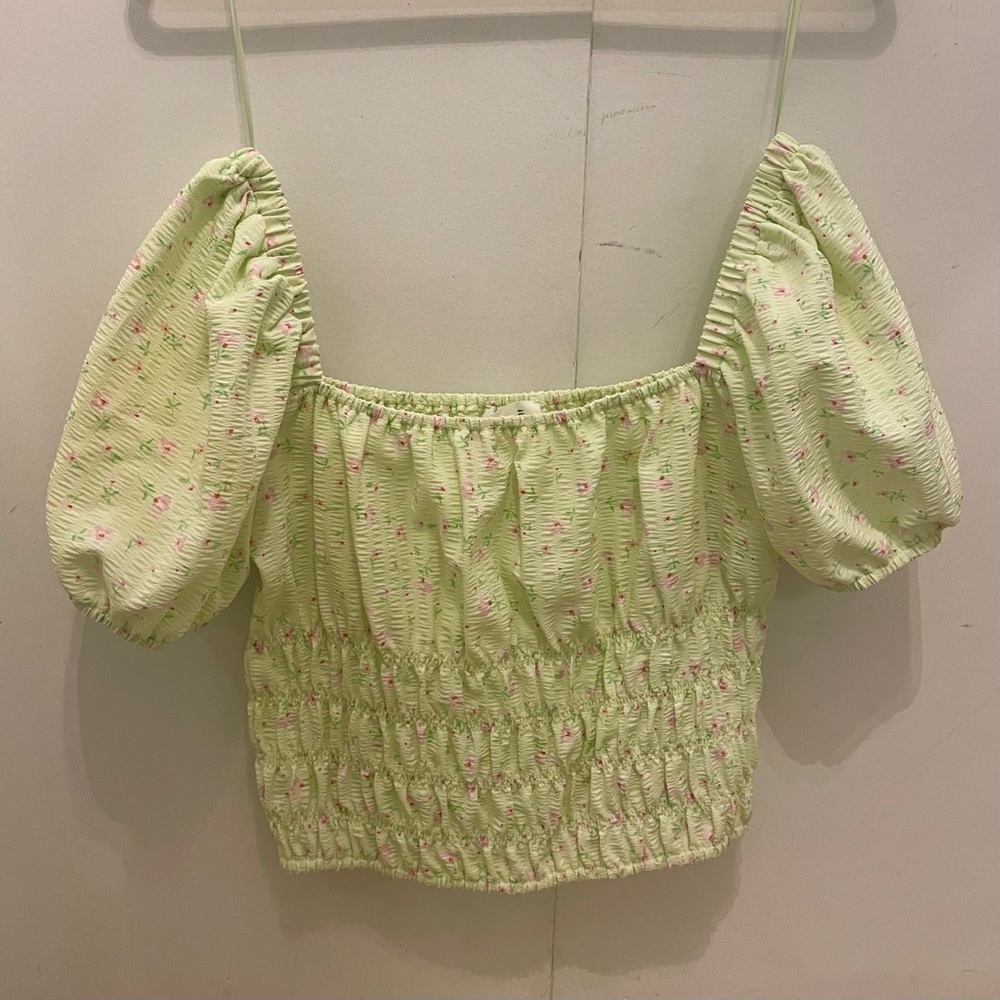 Elodie Light Green Puff Sleeve Top